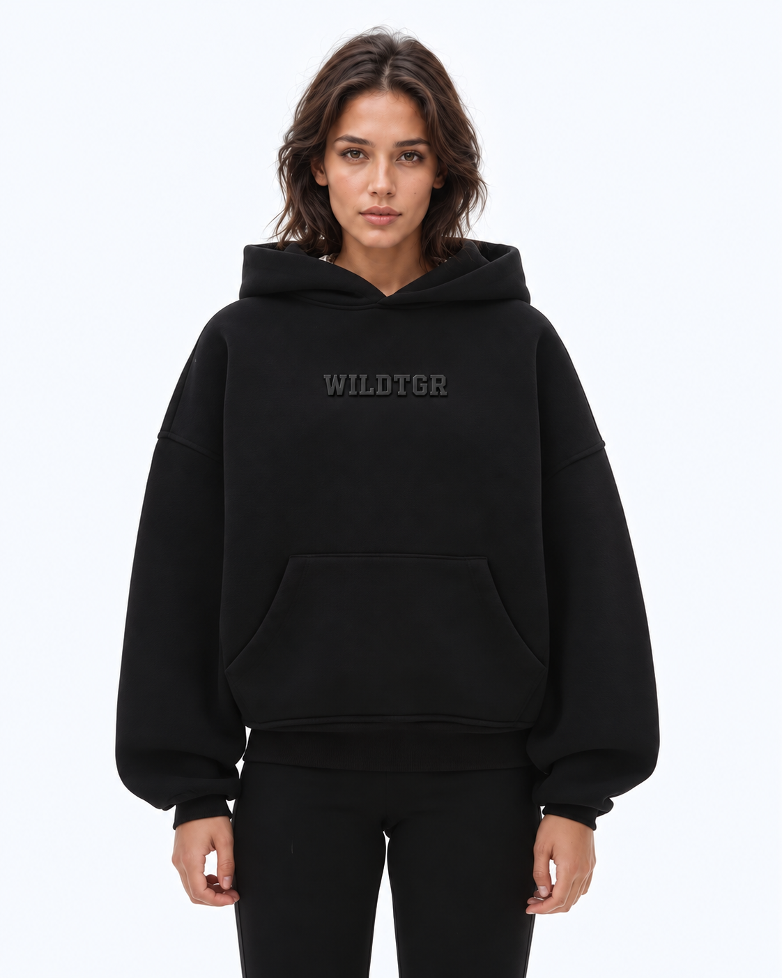 WILDTGR Hoodie Editorial Ansicht